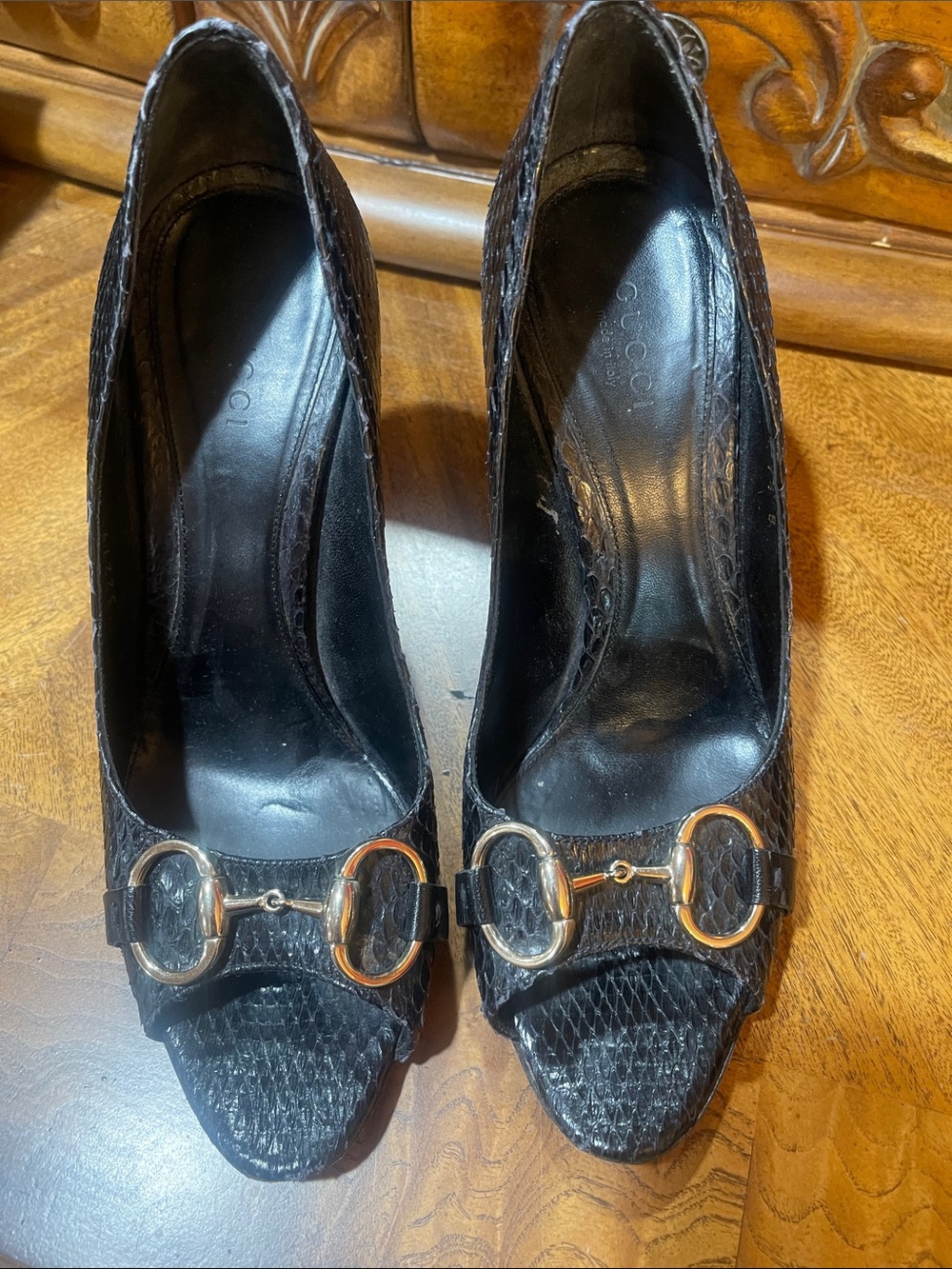 Gucci Black Snakeskin Peep-Toe Pumps with Gold Horsebit